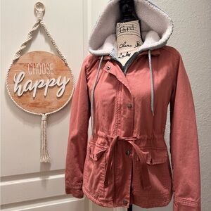 Cali 1850Women's Pink Hooded Jacket